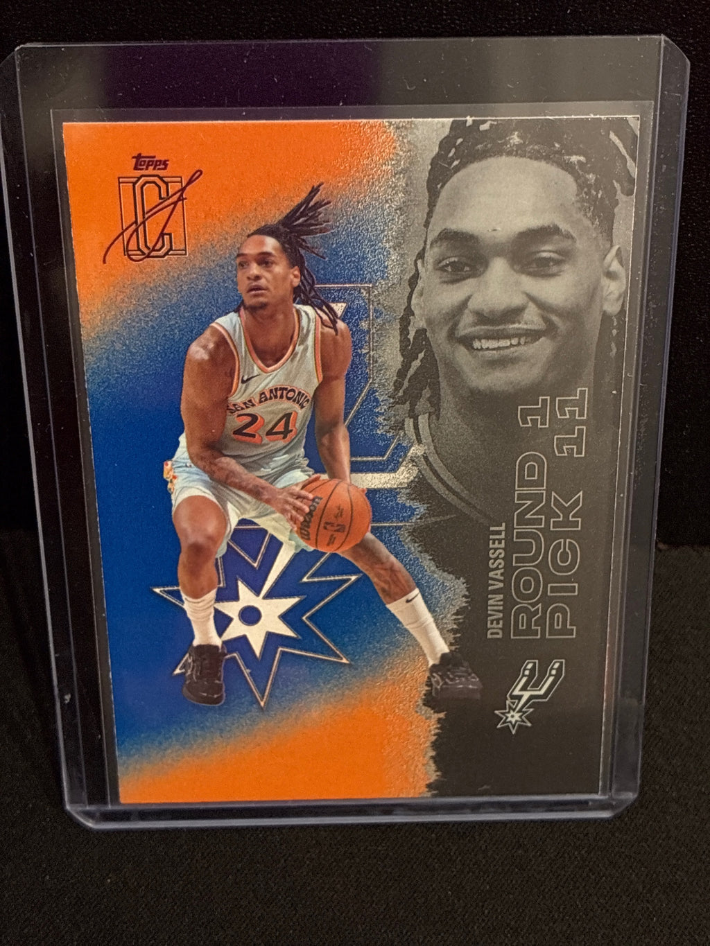 2025-26 Topps Signature Class #34 Devin Vassell Blue & Orange