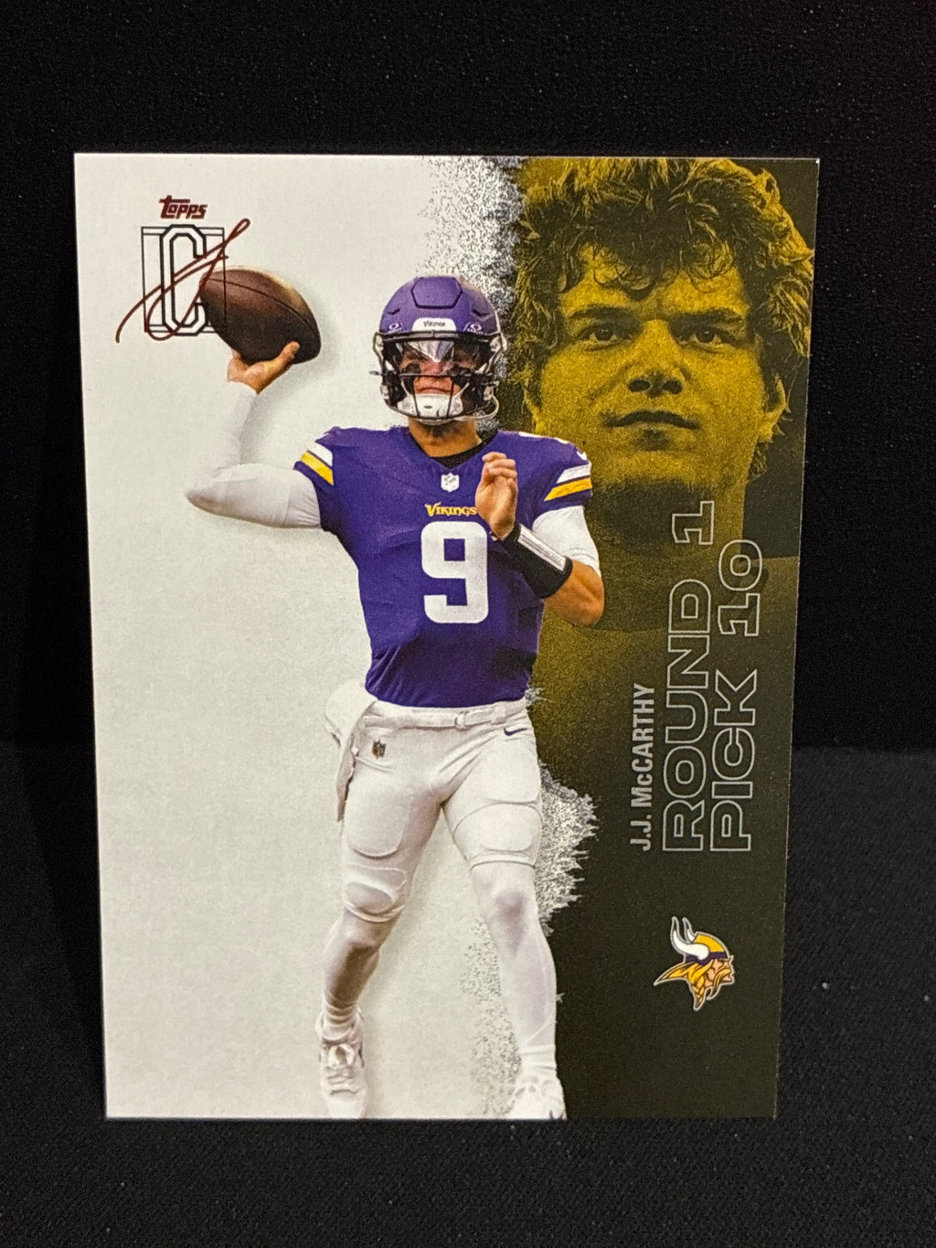 2025 Topps Signature Class #37 J.J. McCarthy