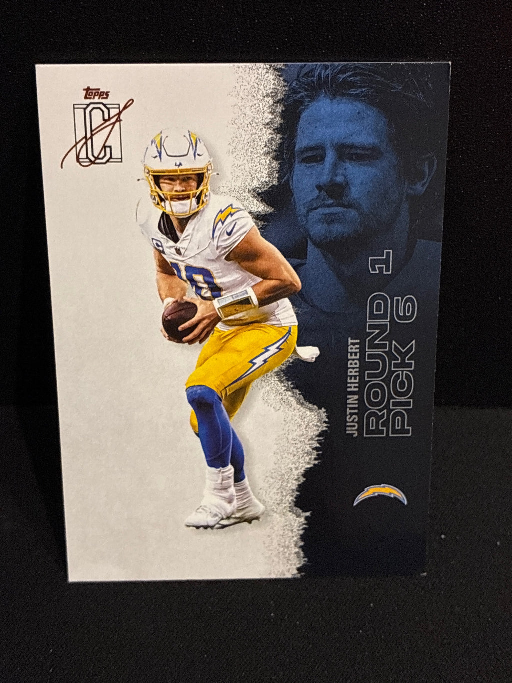 2025 Topps Signature Class #30 Justin Herbert