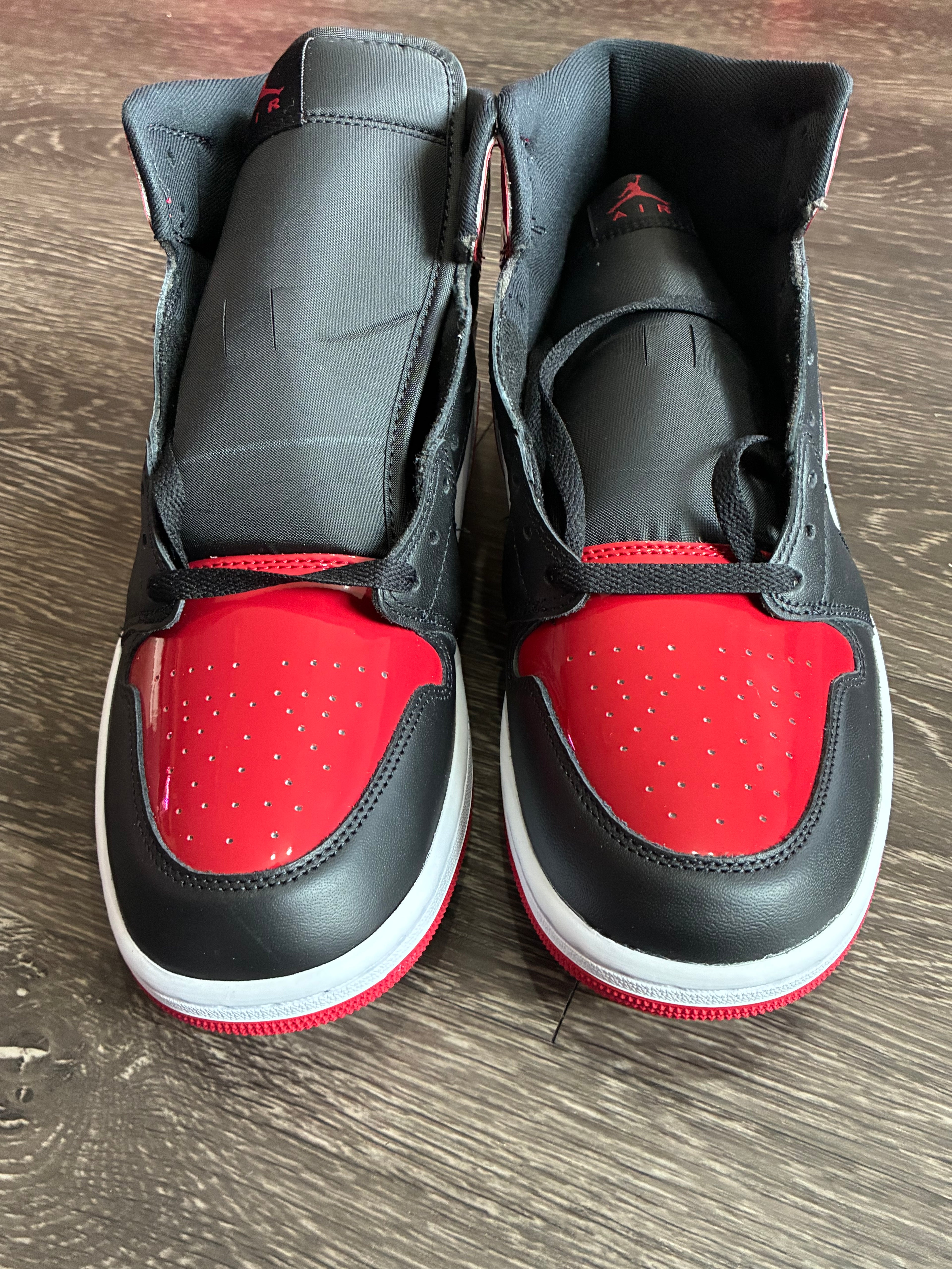 Jordan 1 Mid SE