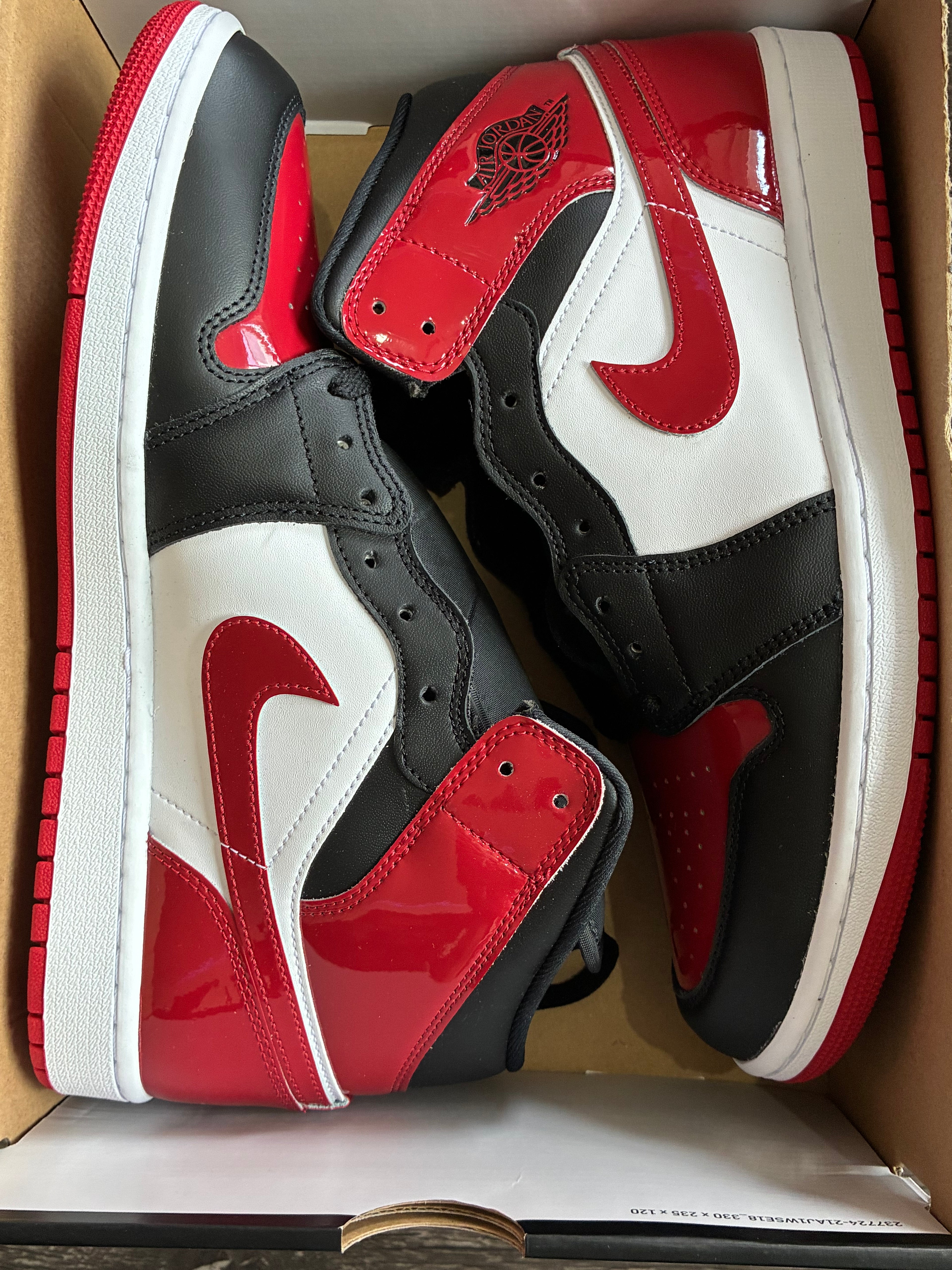 Jordan 1 Mid SE
