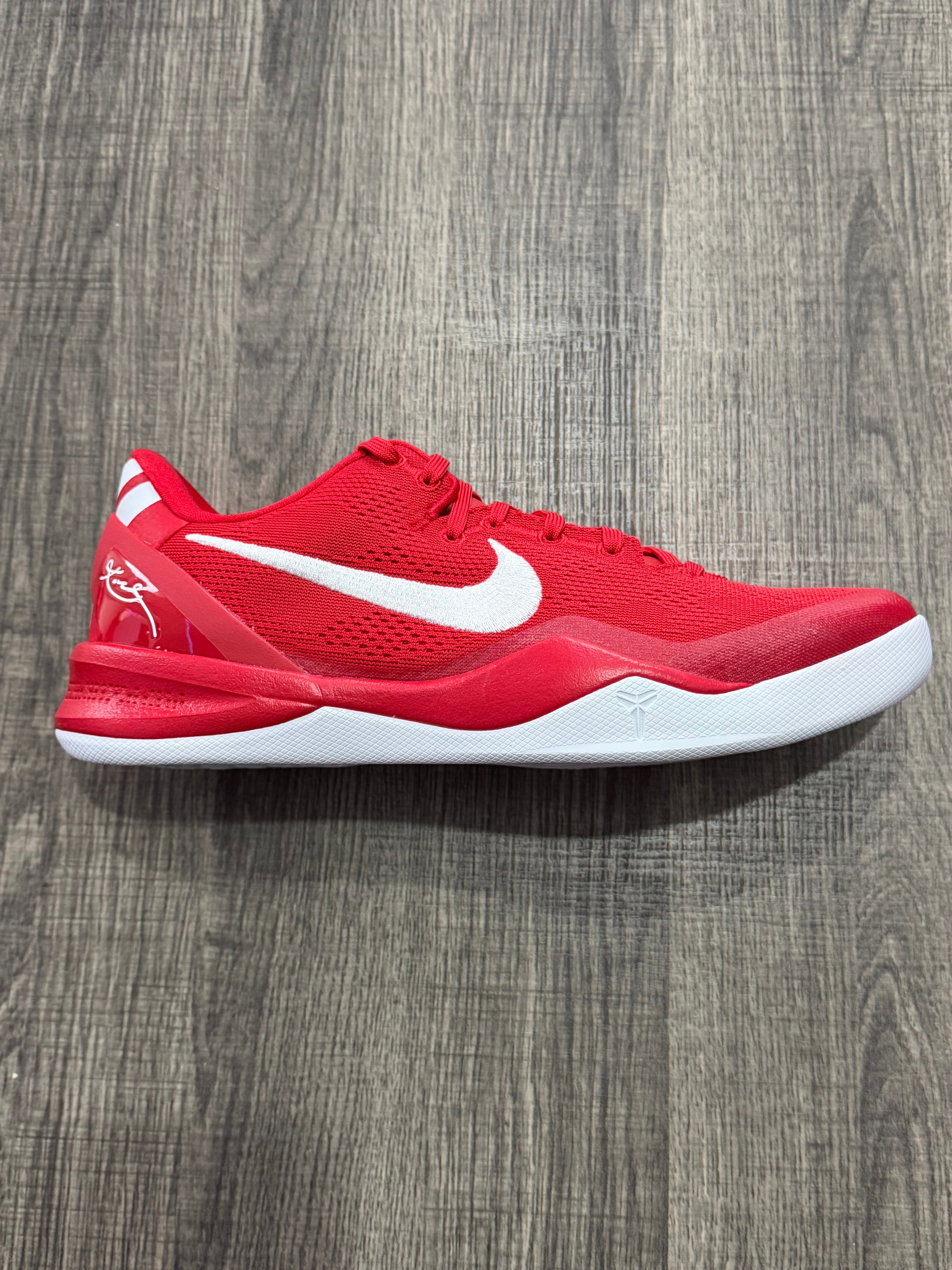 KOBE VIII PROTRO TB P