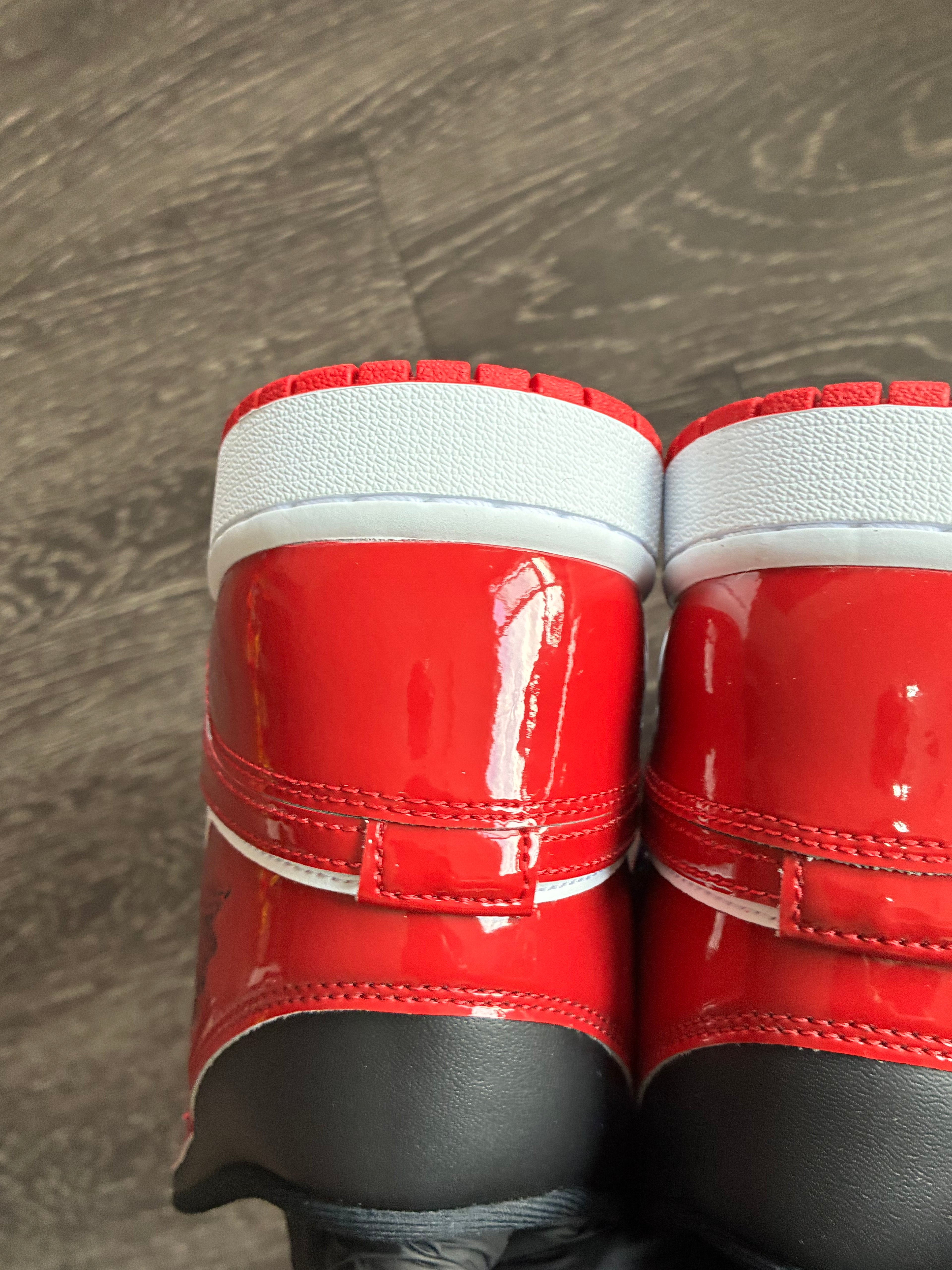 Jordan 1 Mid SE