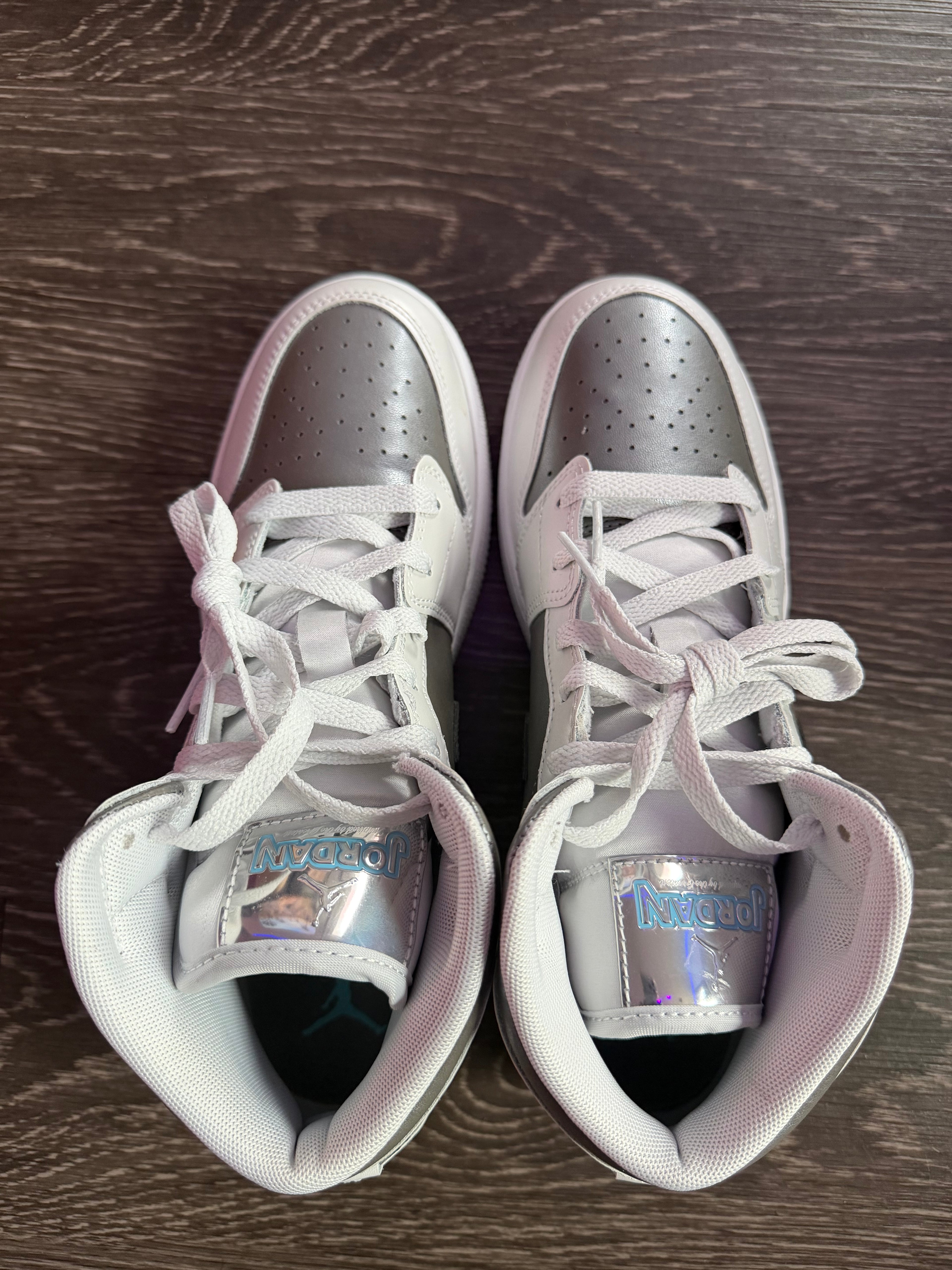 Jordan 1 MID SE (GS)