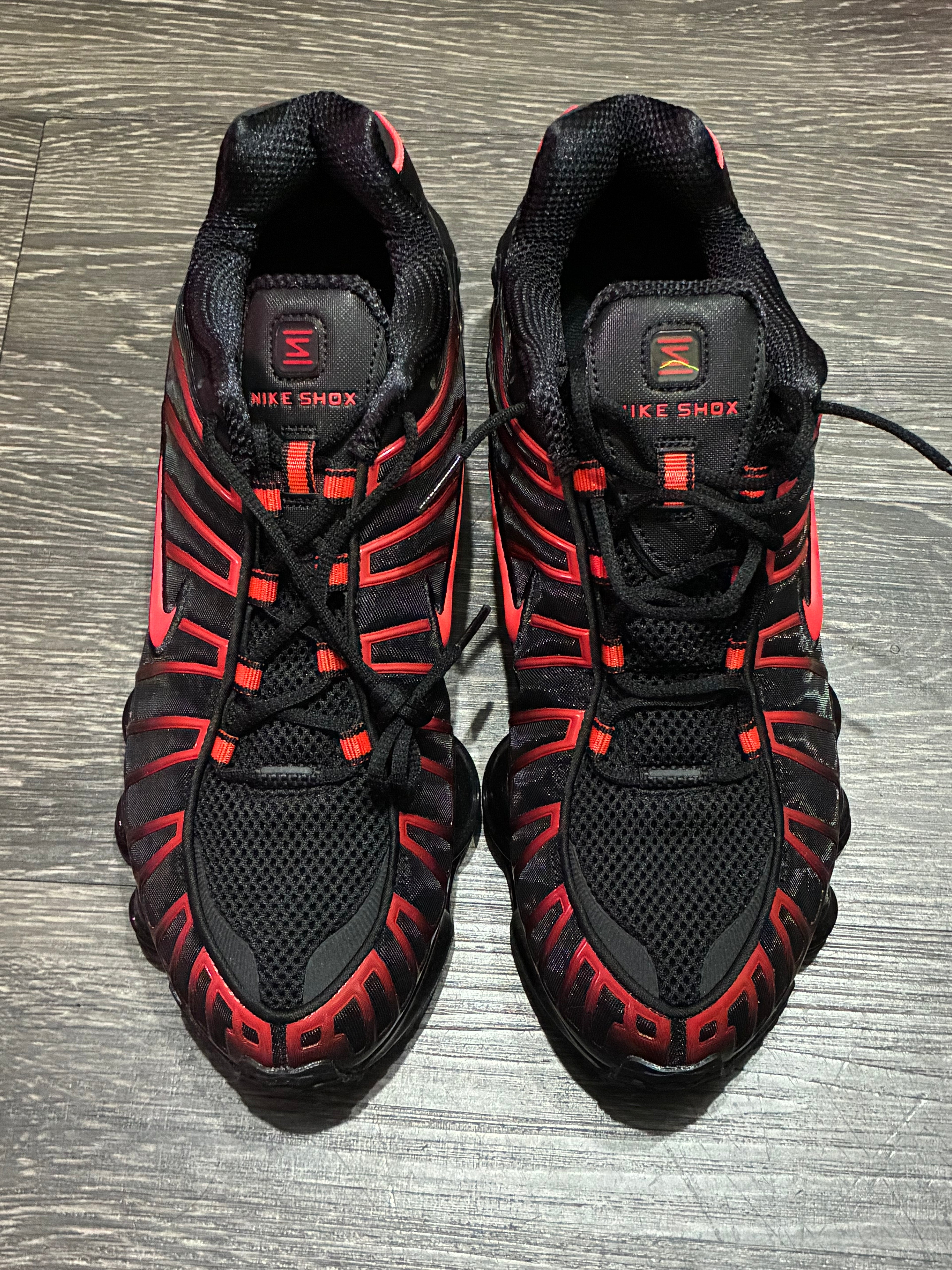 NIKE SHOX TL (Black Light Crimson)